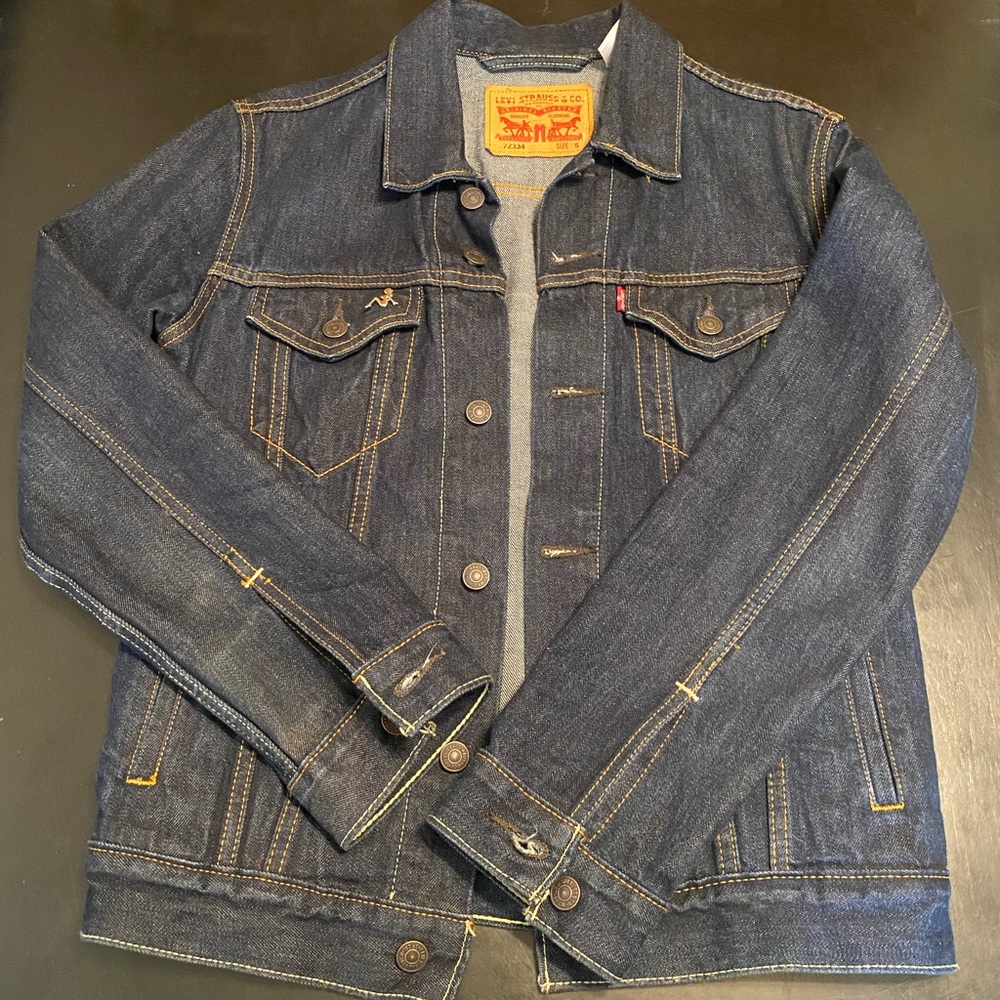 LEVIS Denim S *Like New*